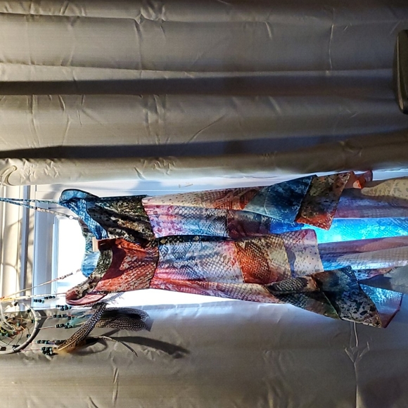 Rainbow snake skin - Picture 2 of 3